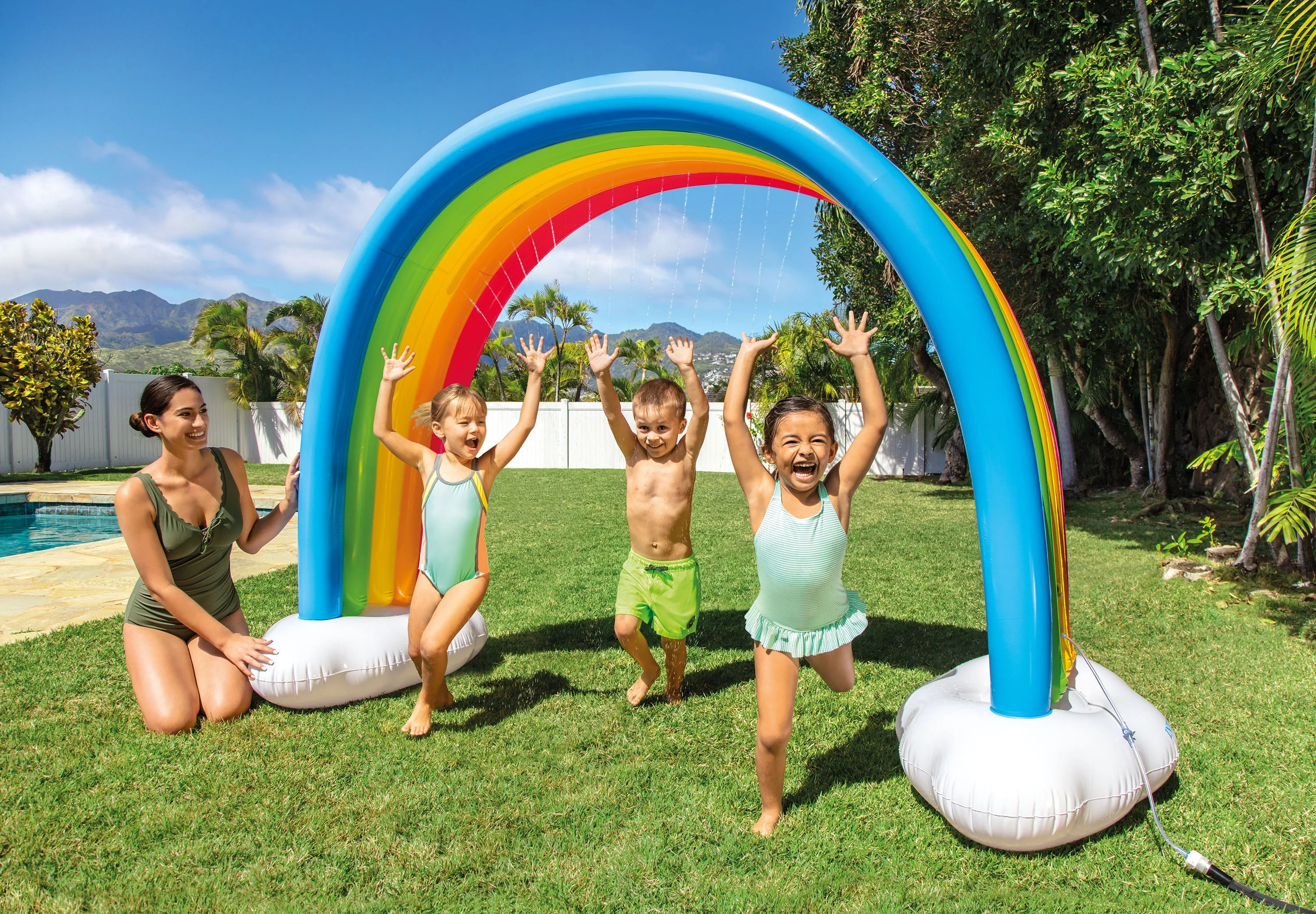 Arcoiris-Nube Con Rociador de Agua Intex - Image 2