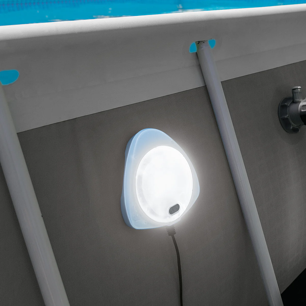 Luz Led Magnética Para Piscina 5 Colores Intex - Image 9