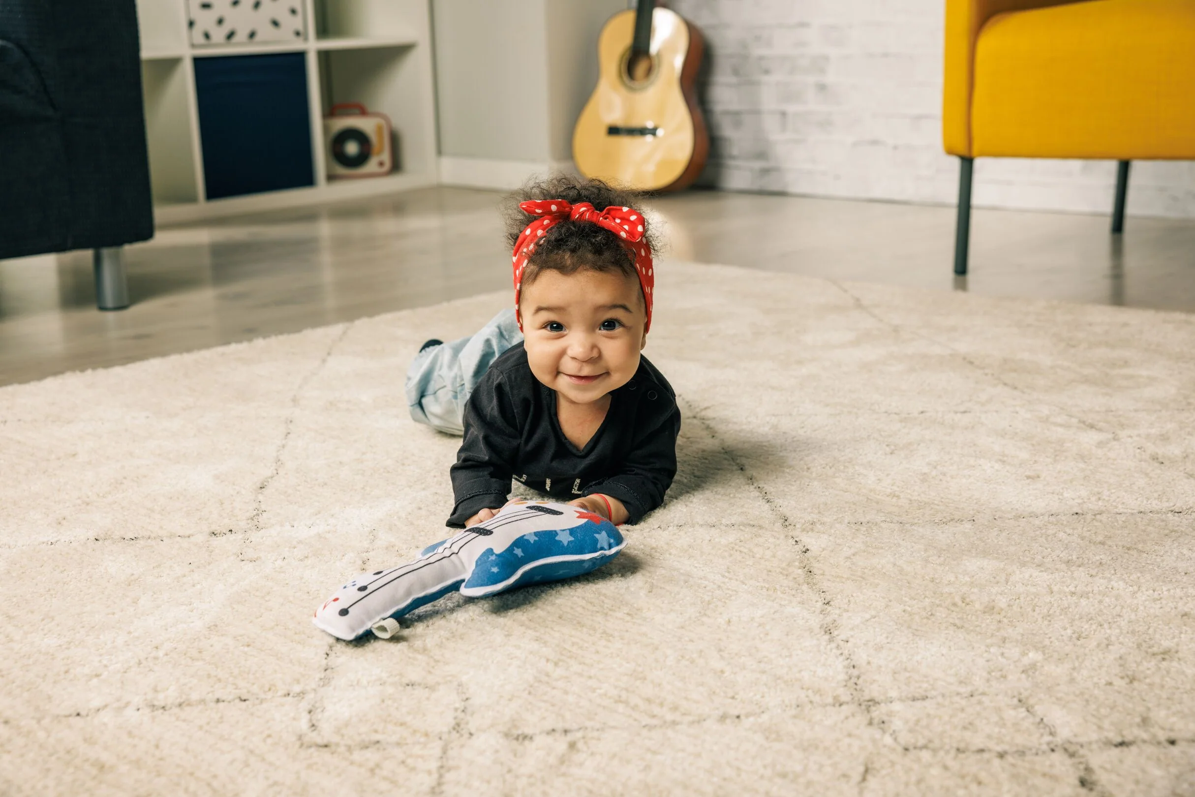 Tiny Rockers Soft Musical Guitarra Tiny love - Image 4